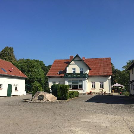 Parkblick Gruener Salon Lägenhet Satow Exteriör bild
